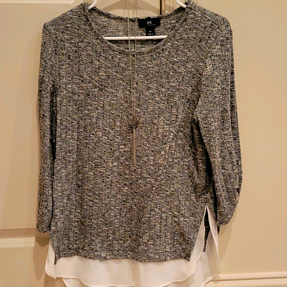 Light sweater look
